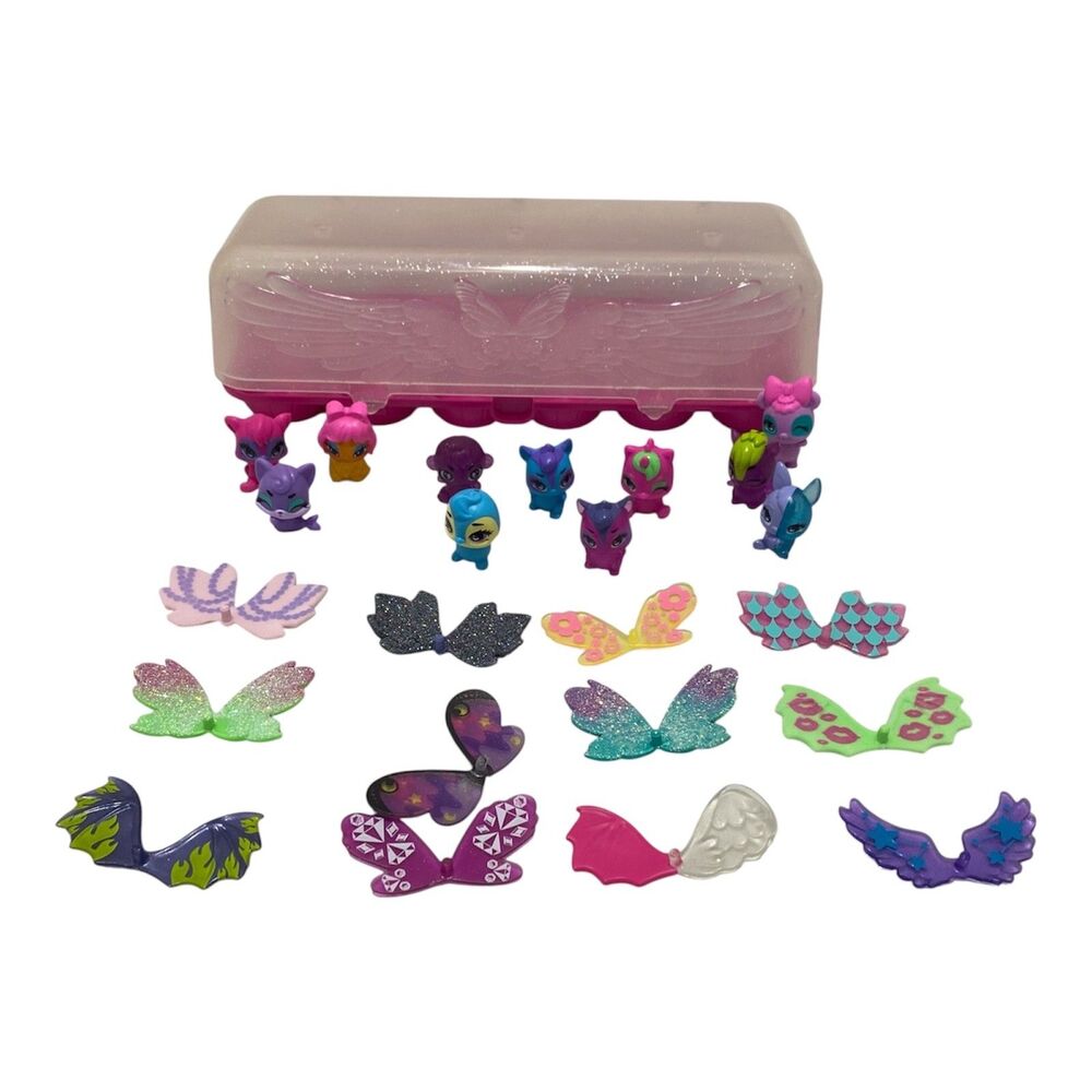 Hatchimals CollEGGtibles Wilder Wings Toy Set 11 Characters With 12 Wings & Case